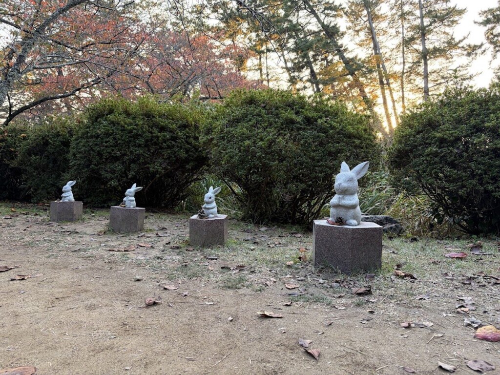 うさぎ像