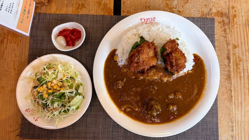 1番人気はボリューム満点な「今日のカレー」