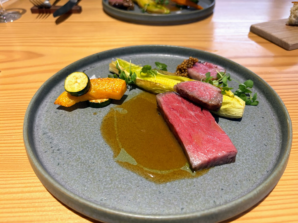 A5黒毛和牛 ステーキ デミグラス